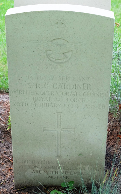 Sgt Stanley Robert George Gardiner<br/><br /><br />died February 20th, 1944